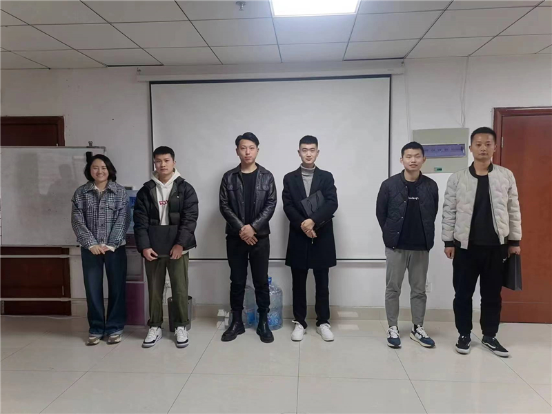華礦集團(tuán)2023年第二屆拜師儀式成功舉行！